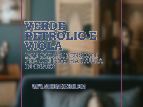 Palette e ambientazione con verde petrolio e viola per un arredamento di carattere