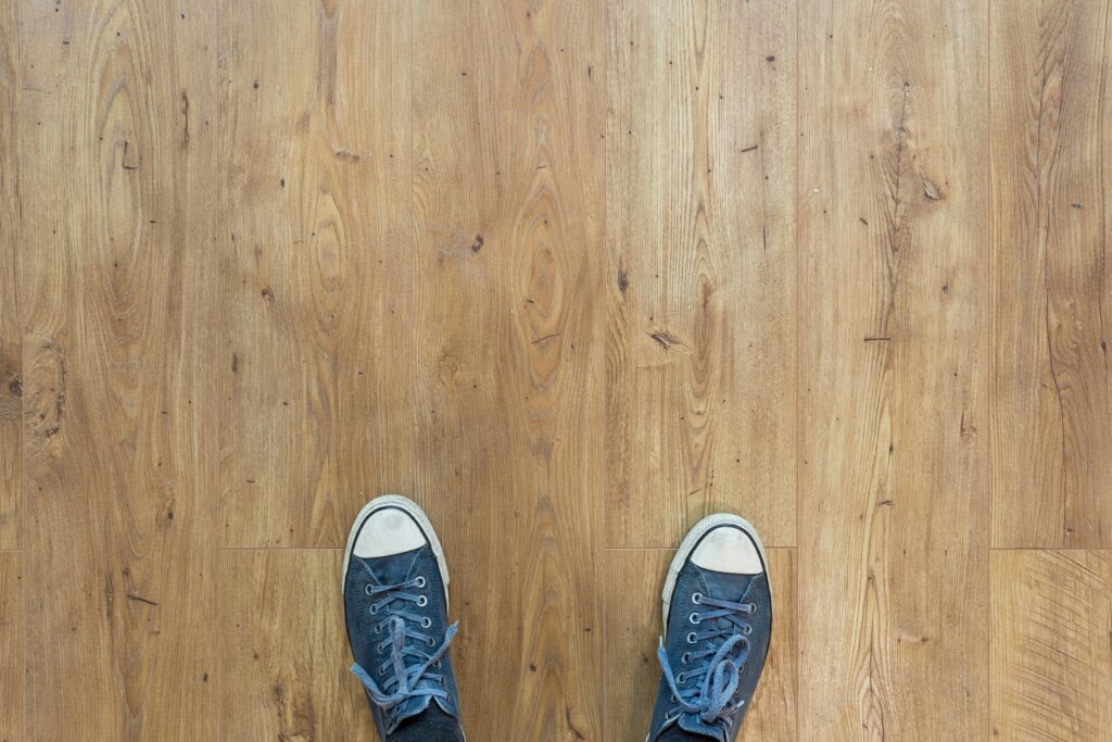pavimento laminato effetto rovere naturale